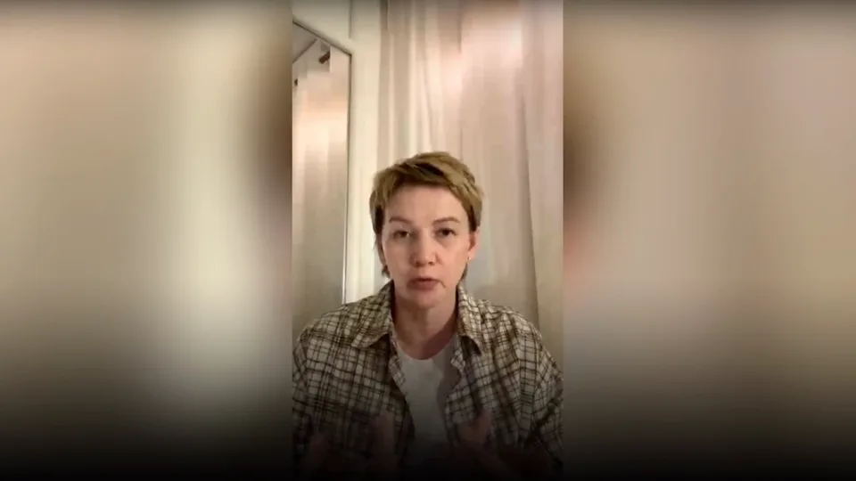 Деньги как игра с людьми: зачем они нужны одной?