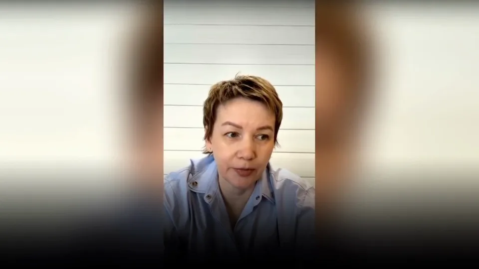 Почему конкретный запрос ускоряет смещение в новую реальность